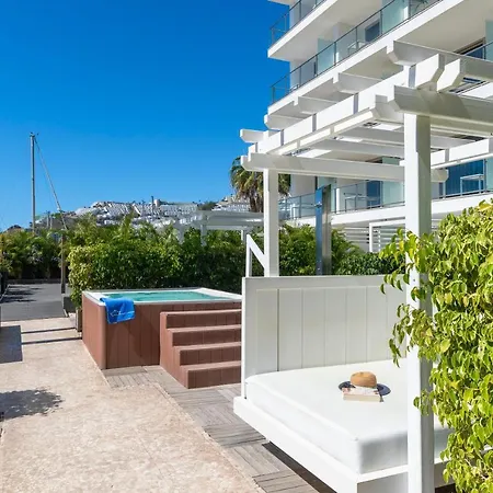 Marina Gran Canaria Aparthotel 4*