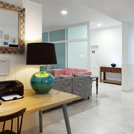 Marina Gran Canaria Апарт-отель 4*