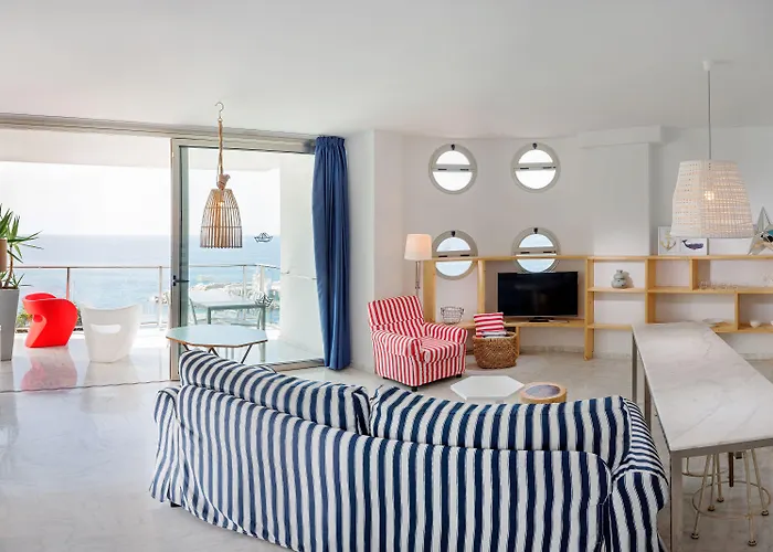 أجنحة مارينا 4*